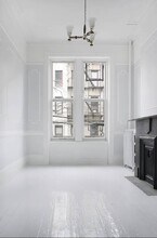 152 Kent St in Brooklyn, NY - Building Photo - Building Photo