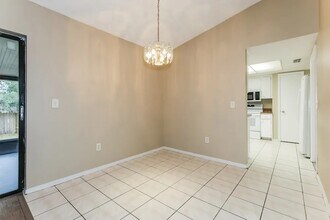 1519 Kestrel Way in Brandon, FL - Building Photo - Building Photo