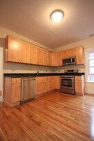 19 Prescott St, Unit 2 in Somerville, MA - Building Photo
