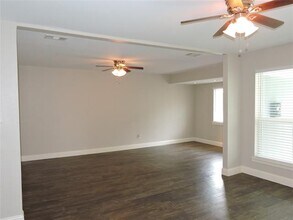 12333 Oberlin Dr in Dallas, TX - Building Photo - Building Photo