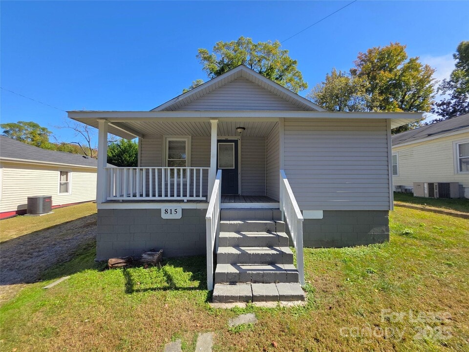 815 Margate Ave in Kannapolis, NC - Building Photo
