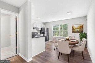 238 E Gay St in West Chester, PA - Building Photo