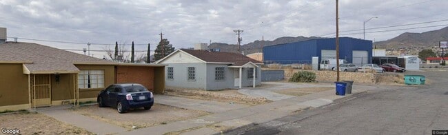 property at 4512 Sierra Vista Dr