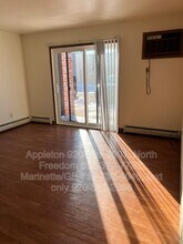 129 E Mitchell Ave in Appleton, WI - Building Photo - Building Photo