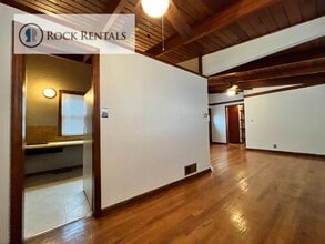 1609 N Ford St in Hutchinson, KS - Building Photo - Building Photo
