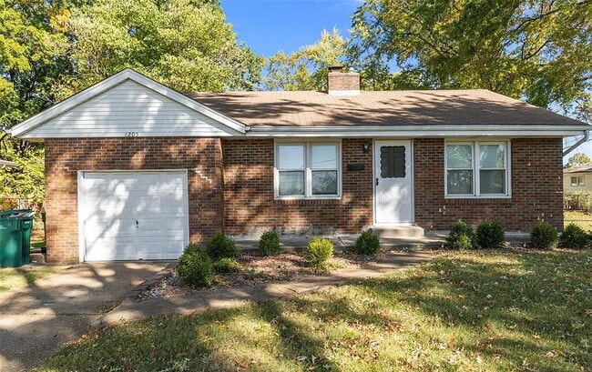 property at 1205 Shepley Dr