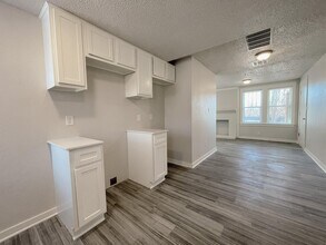 727 Culbertson Dr, Unit 212 in Oklahoma City, OK - Building Photo - Building Photo