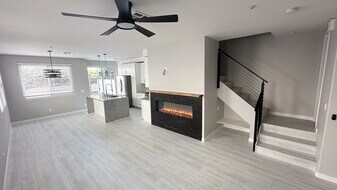 608 Silver Berry Pl in Encinitas, CA - Building Photo