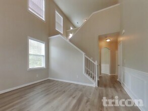 9106 Valleyview Ct in Union City, GA - Building Photo - Building Photo