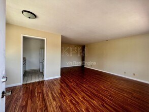 2946 Peachtree Dr in Stockton, CA - Building Photo - Building Photo