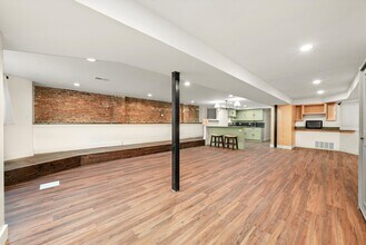 262 N California Ave in Chicago, IL - Building Photo - Building Photo