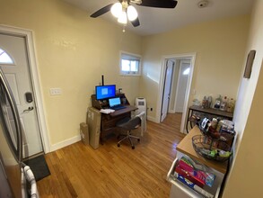 39 Cross St, Unit 1 in Somerville, MA - Building Photo - Building Photo