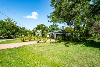 27351 Golf Course Loop in Wesley Chapel, FL - Building Photo - Building Photo