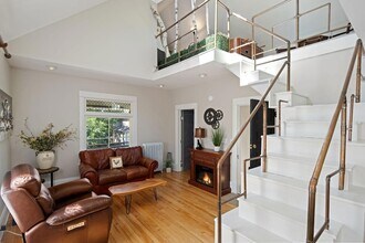 2713 Garfield Ave, Unit 4-0404 in Minneapolis, MN - Building Photo - Building Photo