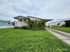 1561 SW 64th Way in Boca Raton, FL - Building Photo