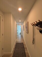 91 NW 26th St, Unit B11 in Miami, FL - Building Photo - Building Photo