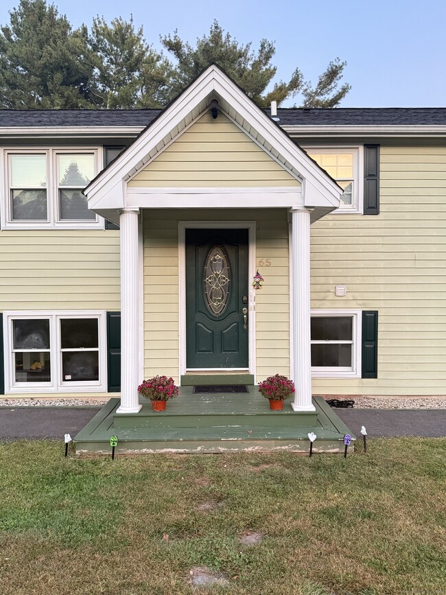 65 Muir Terrace in Southington, CT - Building Photo - Building Photo