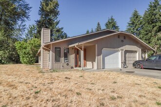 9240 Mullen Rd SE in Olympia, WA - Building Photo - Building Photo