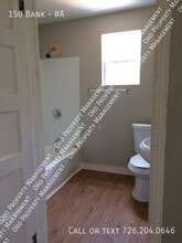 150 Bank St in San Antonio, TX - Building Photo - Building Photo