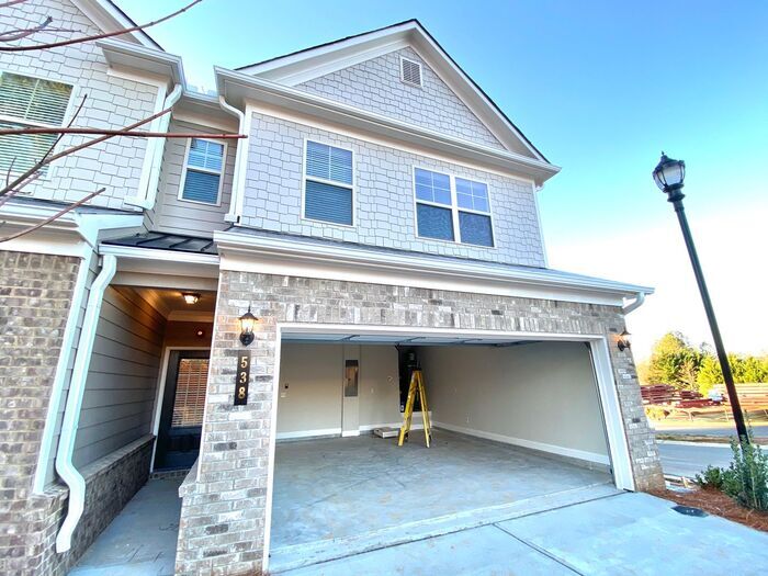 538 Walton Dr in Woodstock, GA - Building Photo