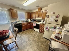 513 Park Ave in Statesboro, GA - Building Photo - Building Photo