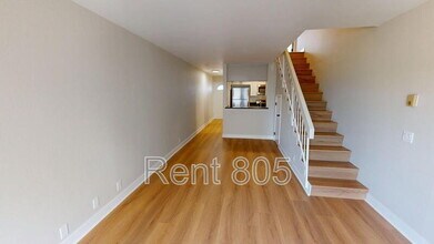 309 E Surfside Dr in Port Hueneme, CA - Building Photo - Building Photo