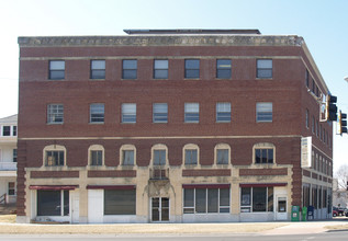 Casson Building in Topeka, KS - Building Photo - Building Photo