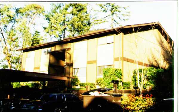 4903 S Orchard St in Tacoma, WA - Building Photo