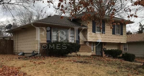 8404 E 91st Terrace in Kansas City, MO - Foto de edificio - Building Photo