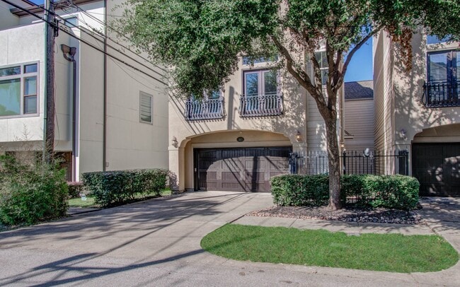 property at 517 Fowler St
