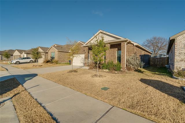 9645 Alderleaf Trl in Crowley, TX - Building Photo - Building Photo