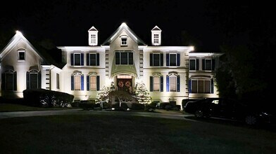 1445 Mayhurst Blvd in McLean, VA - Building Photo - Building Photo