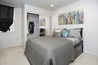 The Village at Chandler Crossings in East Lansing, MI - Building Photo - Interior Photo
