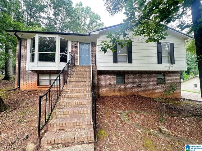 property at 2516 Vera Cruz Dr