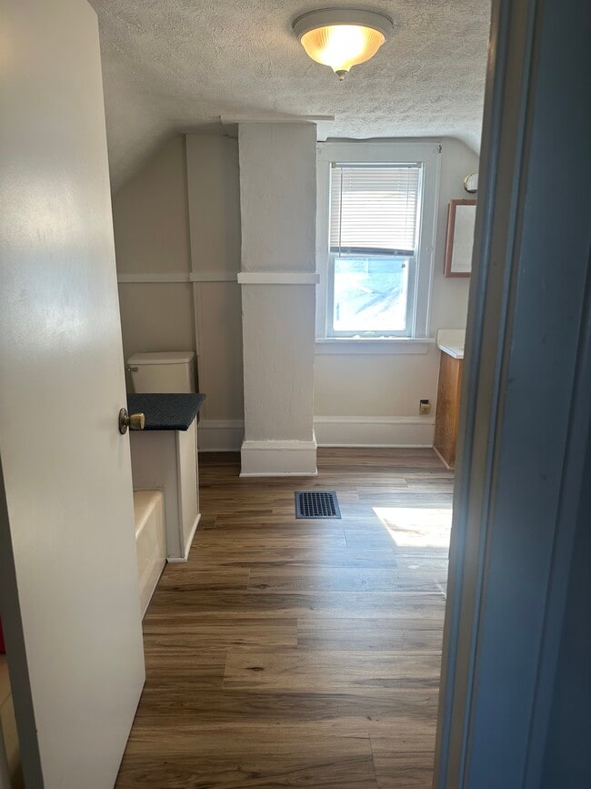 134 Norwood St in Barberton, OH - Building Photo - Building Photo