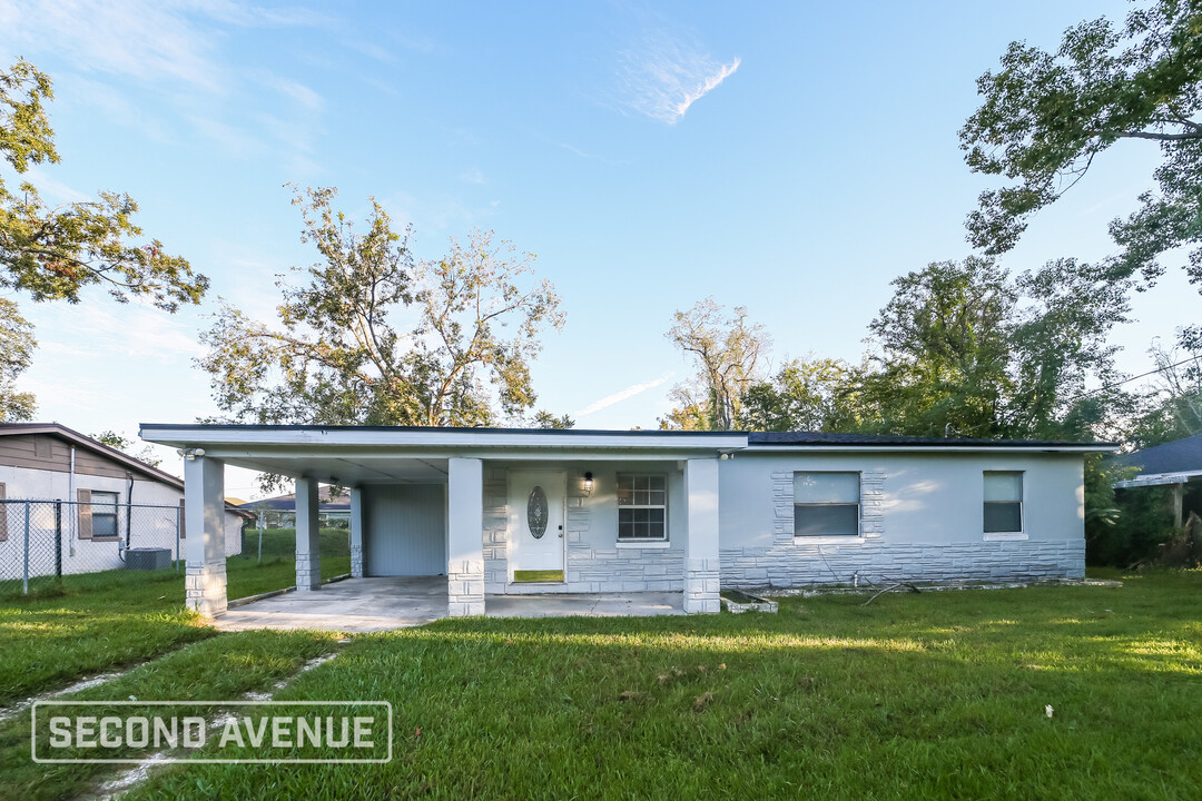 5129 Columbus Ave in Jacksonville, FL - Building Photo