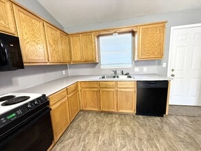 2411 Rustic Dr in Ardmore, OK - Building Photo - Building Photo