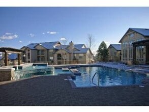 7442 S Quail Cir, Unit 2124 in Littleton, CO - Building Photo - Building Photo