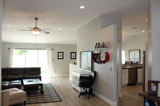 12872 Meadowbend Dr in Wellington, FL - Building Photo - Building Photo