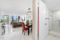 1000 Parkview Dr, Unit 327 in Hallandale Beach, FL - Building Photo - Building Photo