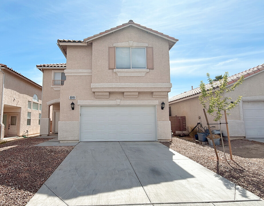 8919 Sierra Linda Dr in Las Vegas, NV - Building Photo