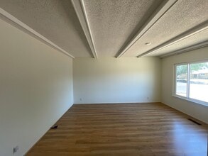 3075 Vía Del Sol in San Jose, CA - Building Photo - Building Photo