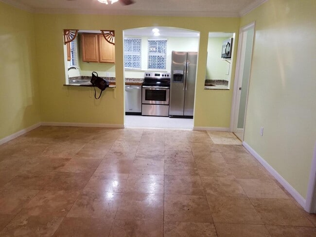 201 S Swinton Ave in Delray Beach, FL - Building Photo - Building Photo