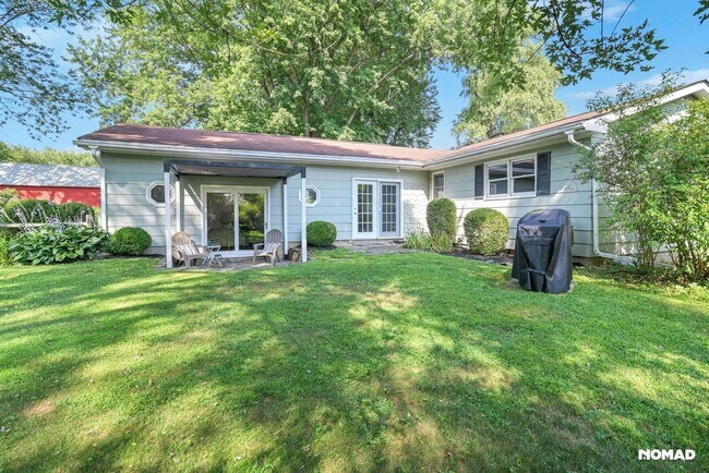 15 White Lands Rd in Stone Ridge, NY - Building Photo - Building Photo
