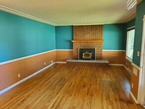 5710 N Alameda Blvd in Spokane, WA - Building Photo - Building Photo