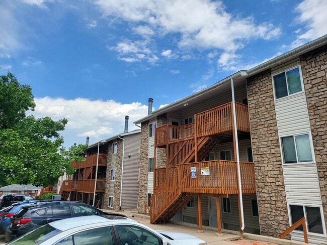 property at 214 S Ingalls St