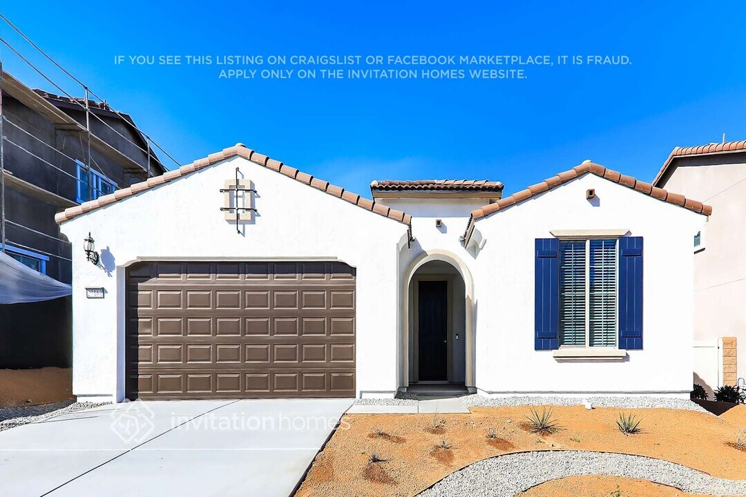 27161 Denali Peak Rd in Menifee, CA - Building Photo