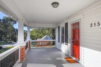 2151 Pryor Rd SW in Atlanta, GA - Building Photo - Building Photo