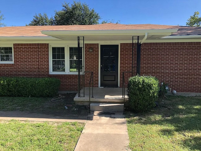 311 Santa Fe Dr in Waco, TX - Building Photo - Building Photo