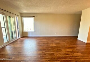 2450 Lymbery St in Reno, NV - Building Photo - Building Photo